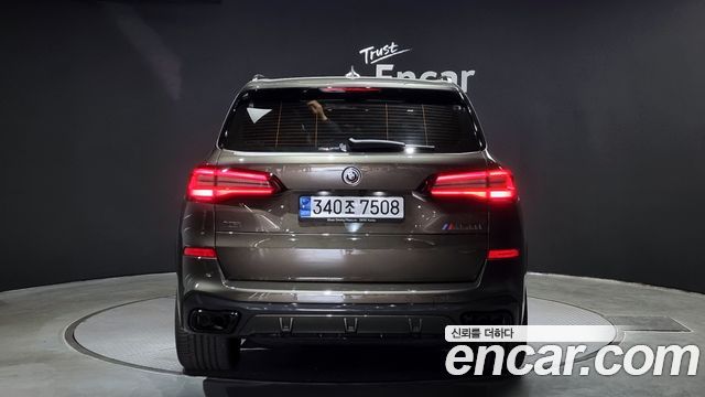 X5 (g05) M50i