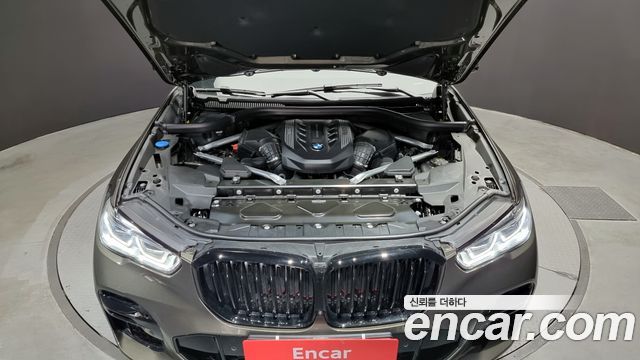 X5 (g05) M50i