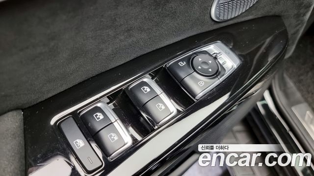 Mojave the master Diesel 3.0 4WD 5-seater Masters Gravity