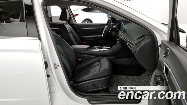 Sonata (dn8) 1.6 Turbo Premium Plus
