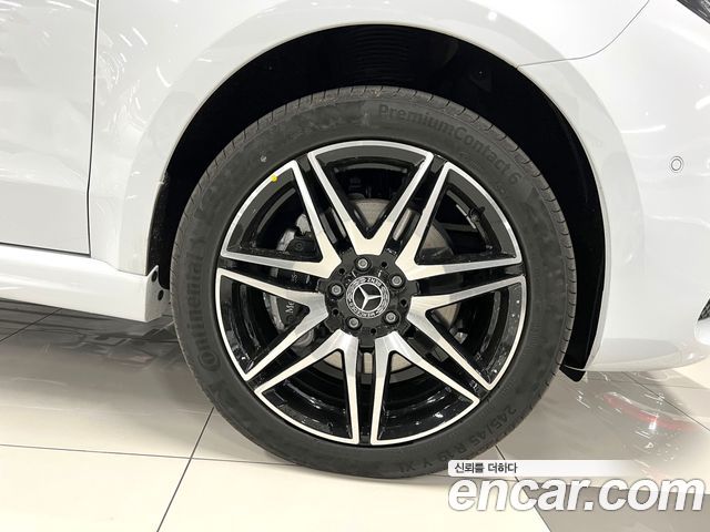 V-class V300 CDI W447