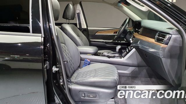 Mojave the master Diesel 3.0 4WD 6-seater Masters