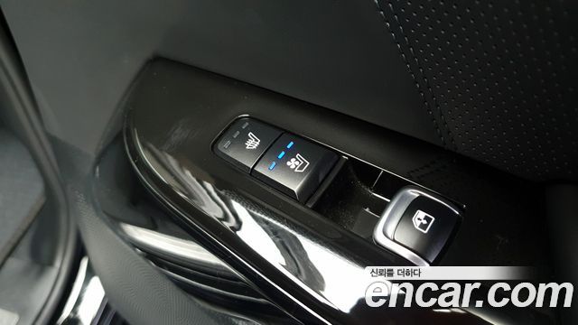 Mojave the master Diesel 3.0 4WD 6-seater Masters