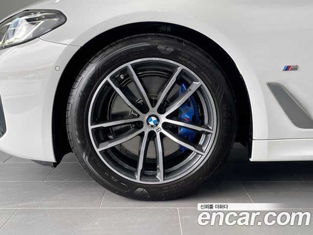 5 series (g30) 520i M Sport
