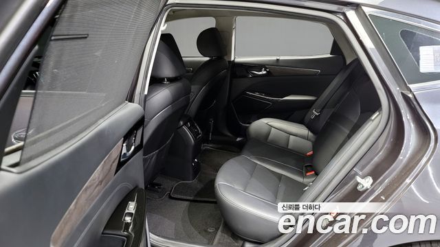 K7 premier 3.0 LPI Prestige (Rental Car)