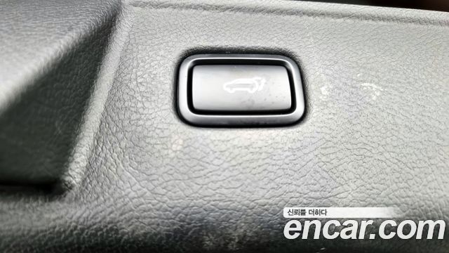 Mojave the master Diesel 3.0 4WD 6-seater Masters Gravity