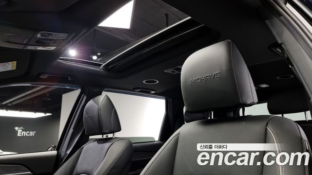 Mojave the master Diesel 3.0 4WD 6-seater Masters Gravity