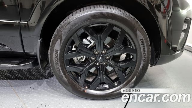 Mojave the master Diesel 3.0 4WD 6-seater Masters Gravity