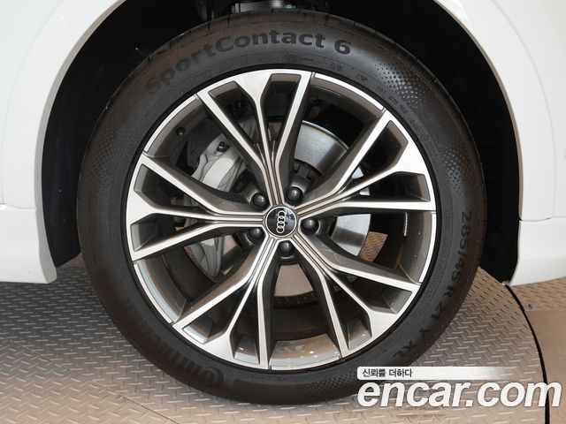 Q8 55 TFSI Quattro Premium
