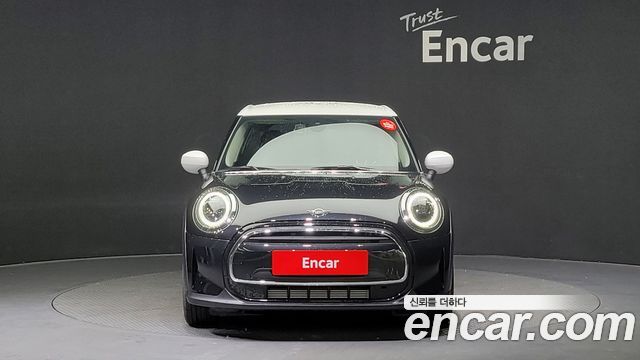 Cooper 5-Door Classic Plus Lunch Pack 3rd Generation