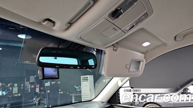 Mojave the master Diesel 3.0 4WD 5-Seater Platinum
