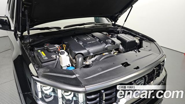 Mojave the master Diesel 3.0 4WD 5-Seater Platinum