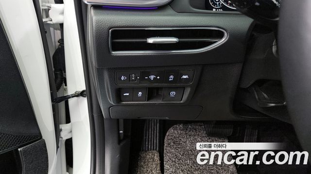 Sonata (dn8) 1.6 Turbo Premium Plus