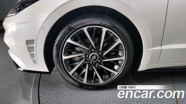 Sonata (dn8) 1.6 Turbo Premium Plus