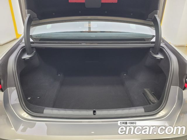 7 series (g70) 740i sDrive M Sport