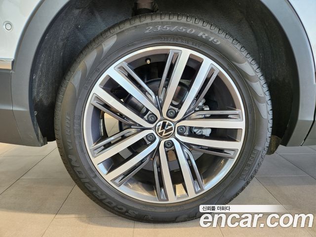 Tiguan allspace 2.0 TSI Prestige