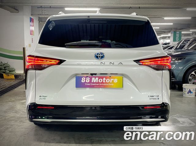 Sienna 4th generation 2.5 Hybrid AWD