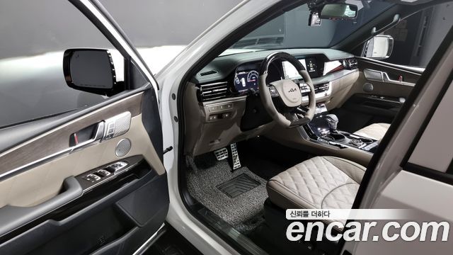 Mojave the master Diesel 3.0 4WD 6-seater Masters