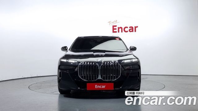 7 series (g70) 740i sDrive M Sport
