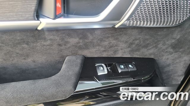 Mojave the master Diesel 3.0 4WD 6-seater Masters Gravity