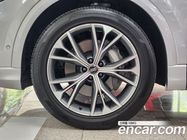 Q8 55 TFSI Quattro Premium