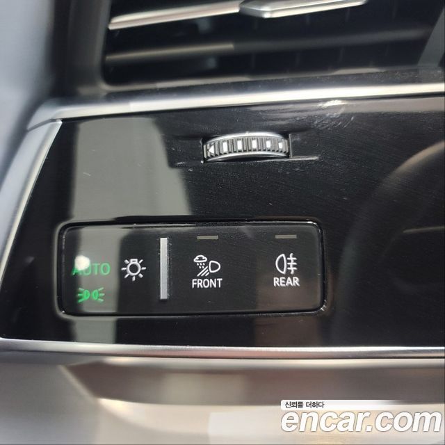 Q8 55 TFSI Quattro Premium