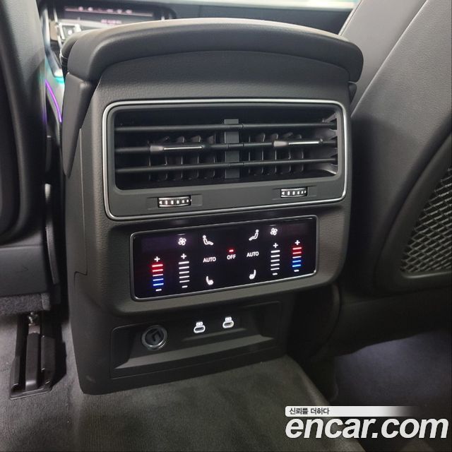 Q8 55 TFSI Quattro Premium