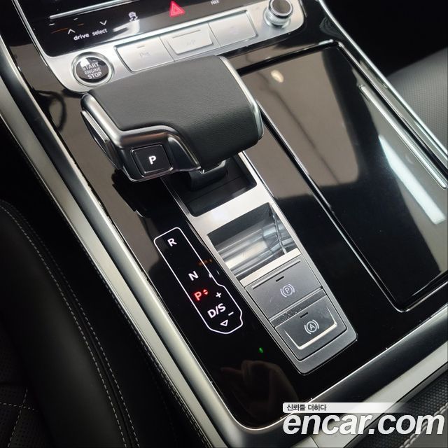 Q8 55 TFSI Quattro Premium