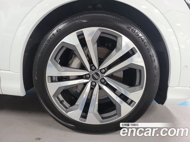 Q8 55 TFSI Quattro Premium