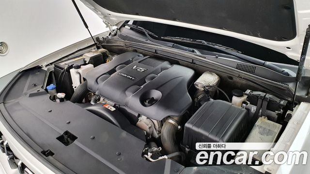 Mojave the master Diesel 3.0 4WD 7-seater Masters