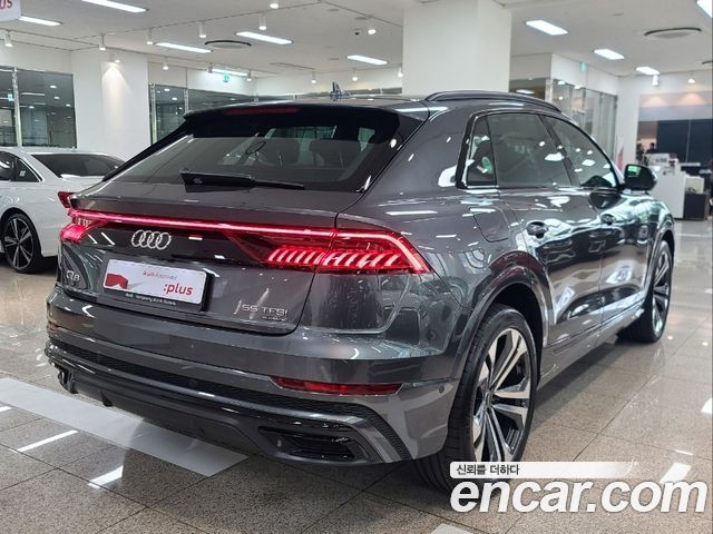 Q8 55 TFSI Quattro Premium