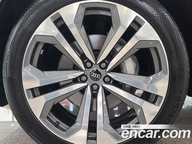 Q8 55 TFSI Quattro Premium