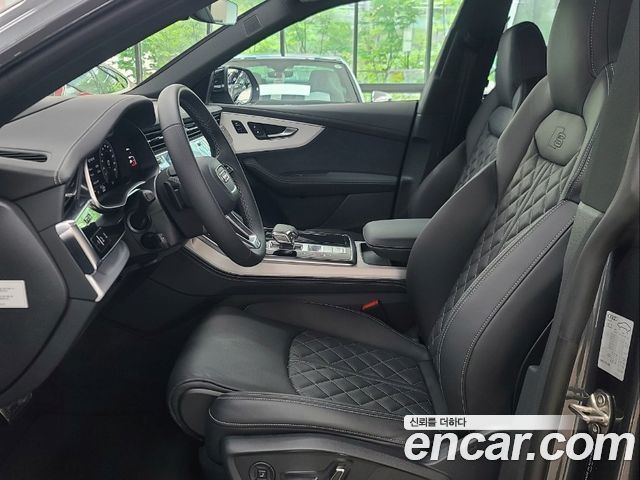 Q8 55 TFSI Quattro Premium