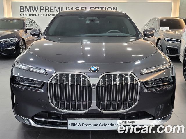 7 series (g70) 740i sDrive Design Pure Excellence