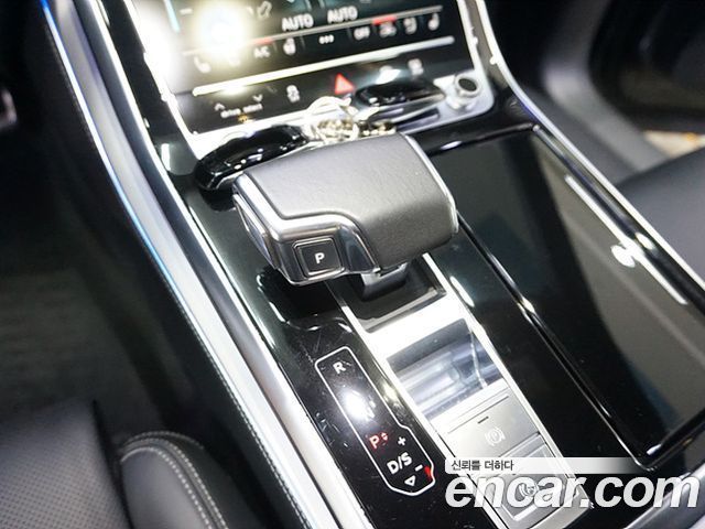 Q8 55 TFSI Quattro Premium