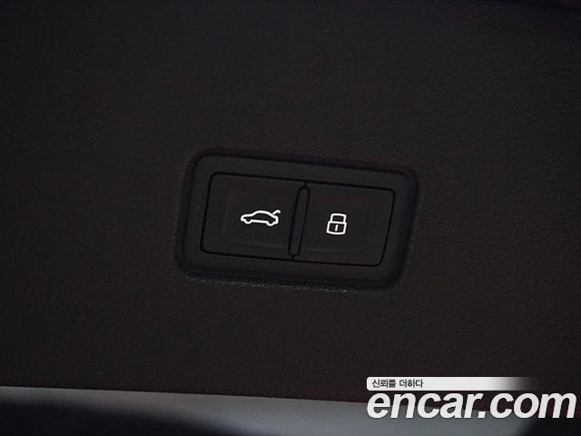 Q8 55 TFSI Quattro Premium