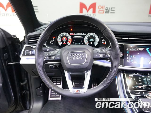Q8 55 TFSI Quattro Premium