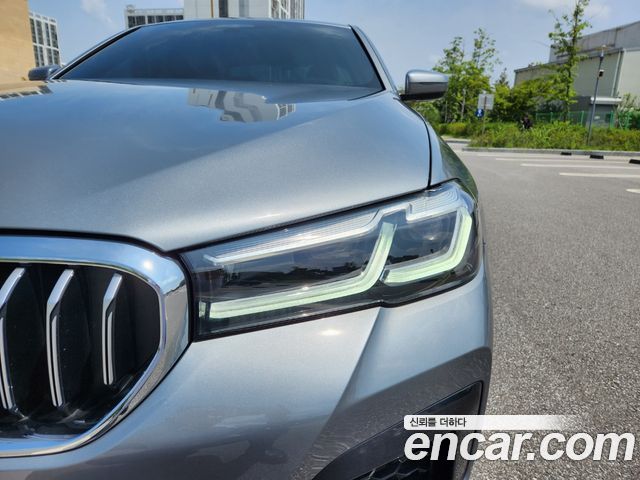 5 series (g30) 520i M Sport