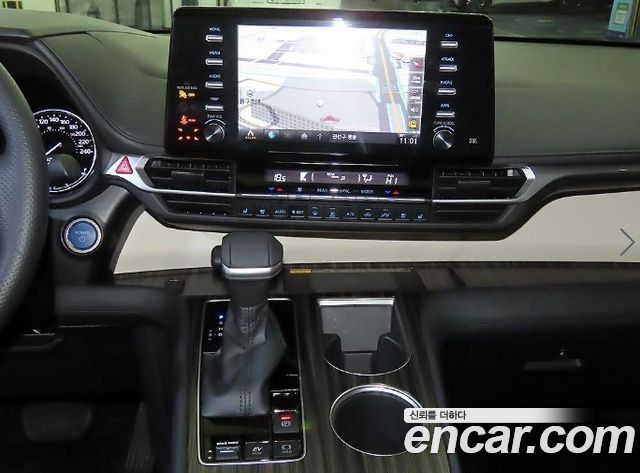 Sienna 4th generation 2.5 Hybrid 2WD