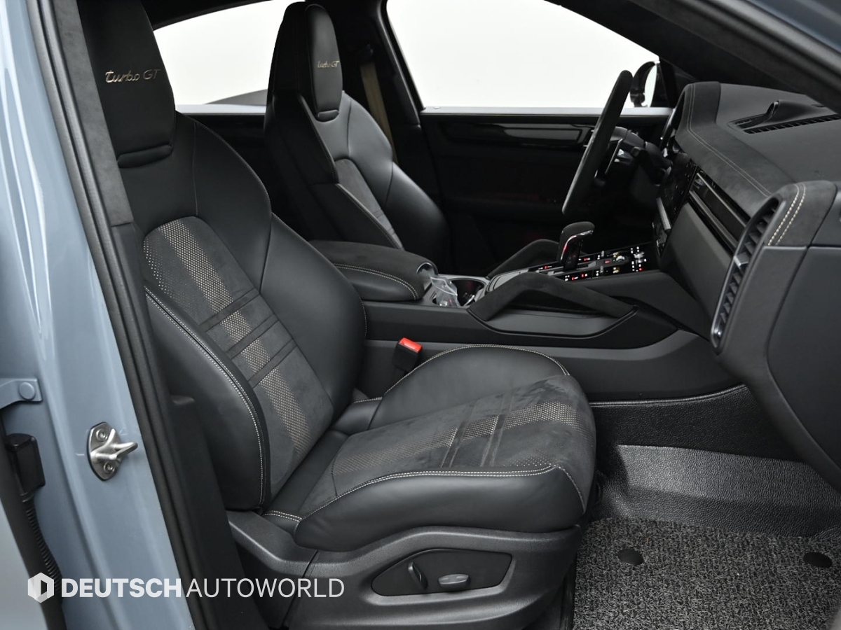 Porsche Cayenne Turbo GT