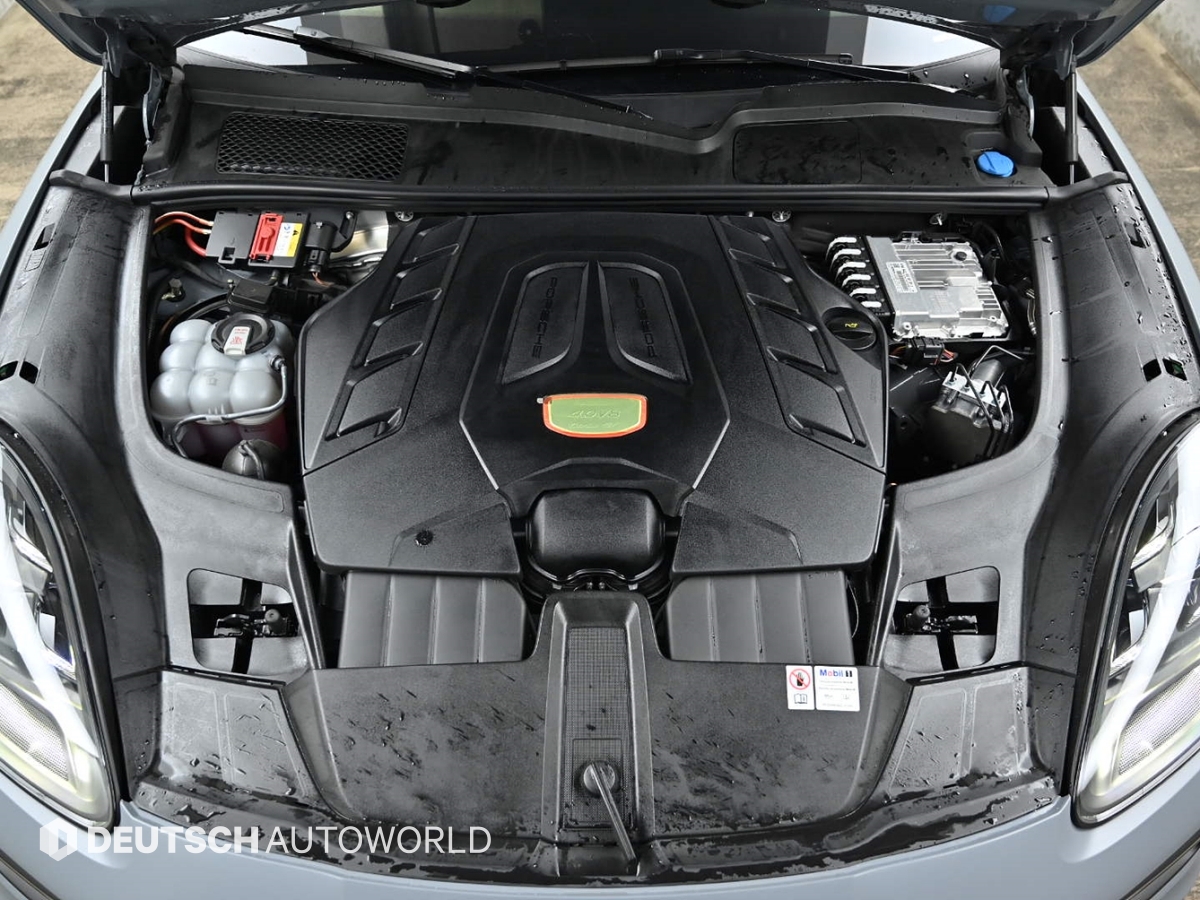 Porsche Cayenne Turbo GT
