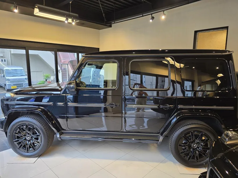 Mercedes-Benz G450d вид сбоку