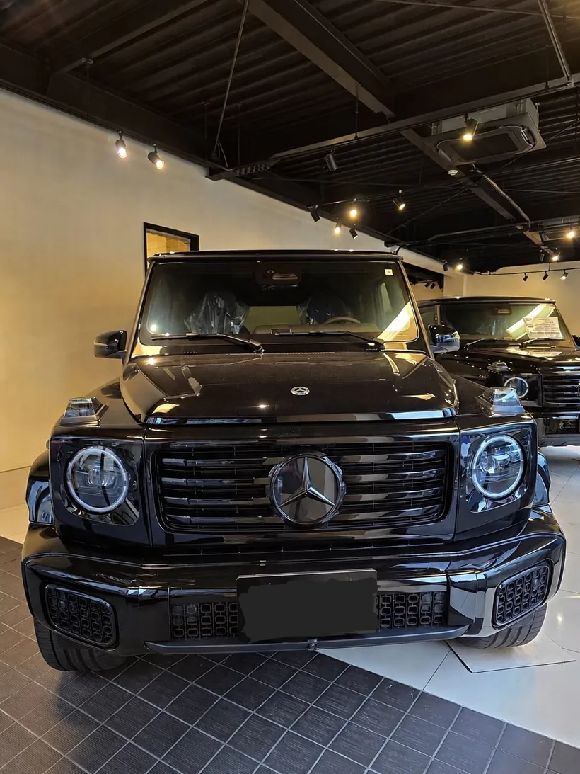 Mercedes-Benz G450d спереди 3/4