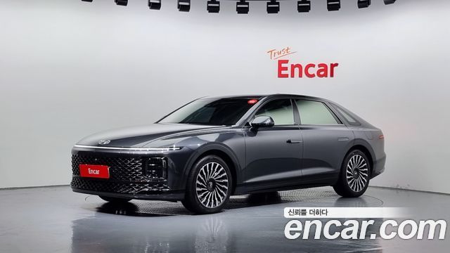 Hyundai Grandeur hybrid (gn7) calligraphy