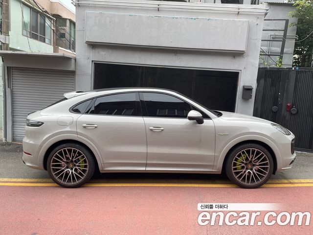 Porsche Cayenne (po536) 3.0 E-Hybrid Coupe