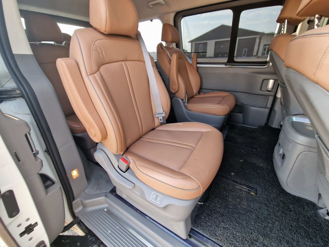 Hyundai Starria 4WD Lounge 7 мест Inspiration