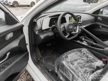 Elantra TOP